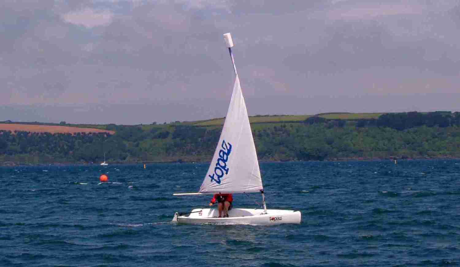 A Guide to Sailing in Cornwall: The Best Locations and Tips for Boating Enthusiasts